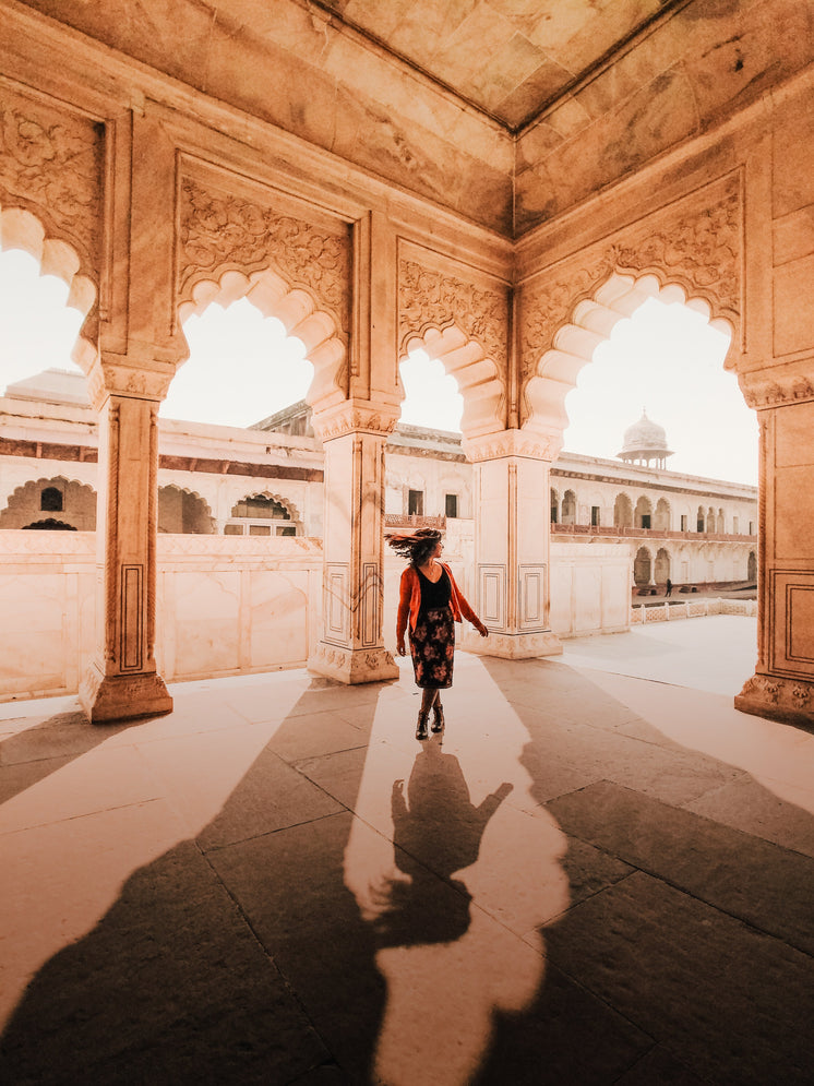 Spinning Under Arches In India